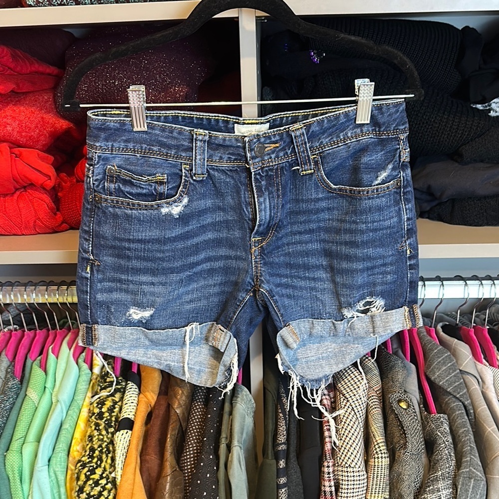 Aeropostale blue distressed cuffed jean shorts size 5